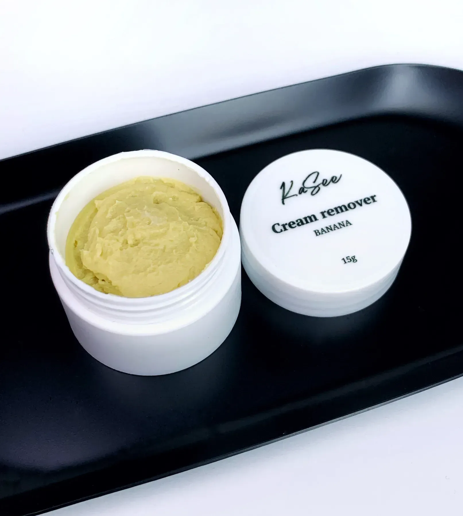 kremovyi-remuver-dlia-zniattia-vii-kasee-z-aromatom-bananu-90668323510424